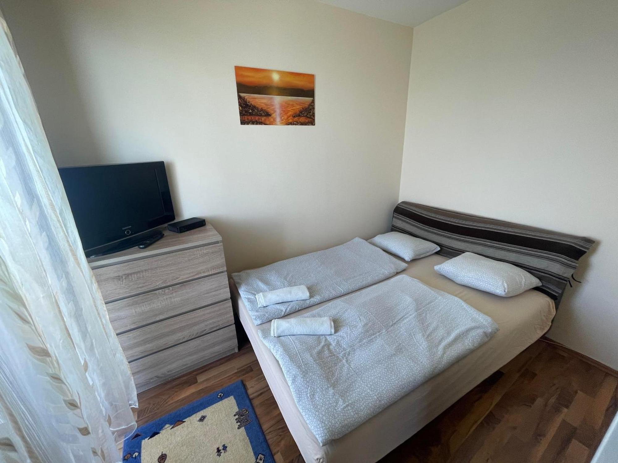 Club218 Holiday Apartman Siófok Exterior foto